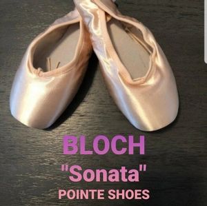 *BRAND NEW* BLOCH "Sonata" pointe shoes 5.5C will fit reg 7/7.5